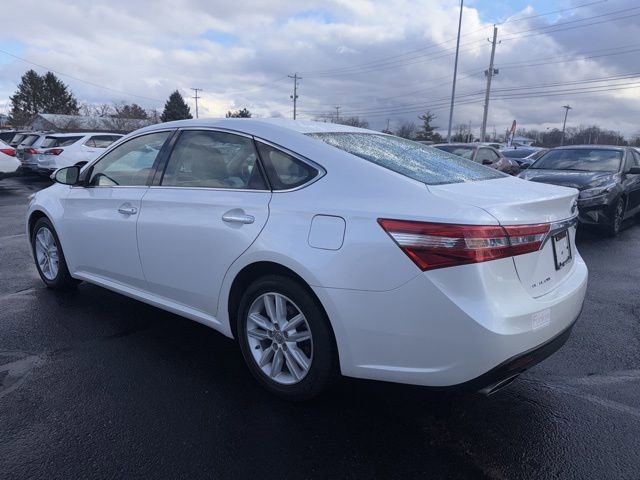Used 2014 Toyota Avalon XLE Premium image 5