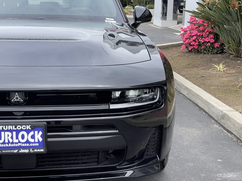 New 2026 Dodge Charger R/T w/ Blacktop Package AWD/4WD image 2
