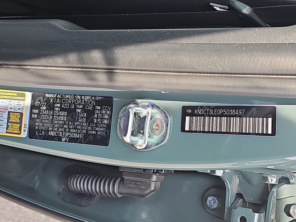 Used 2023 Kia Niro SX Touring image 39