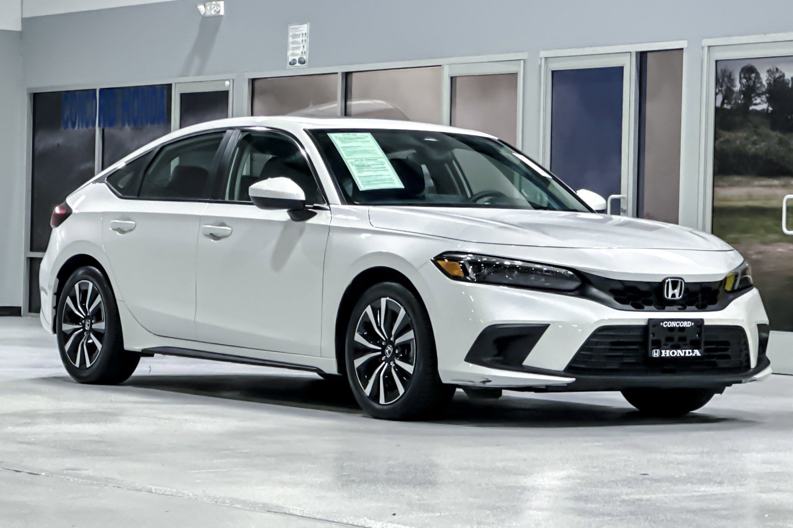 Used 2024 Honda Civic EX-L image 7