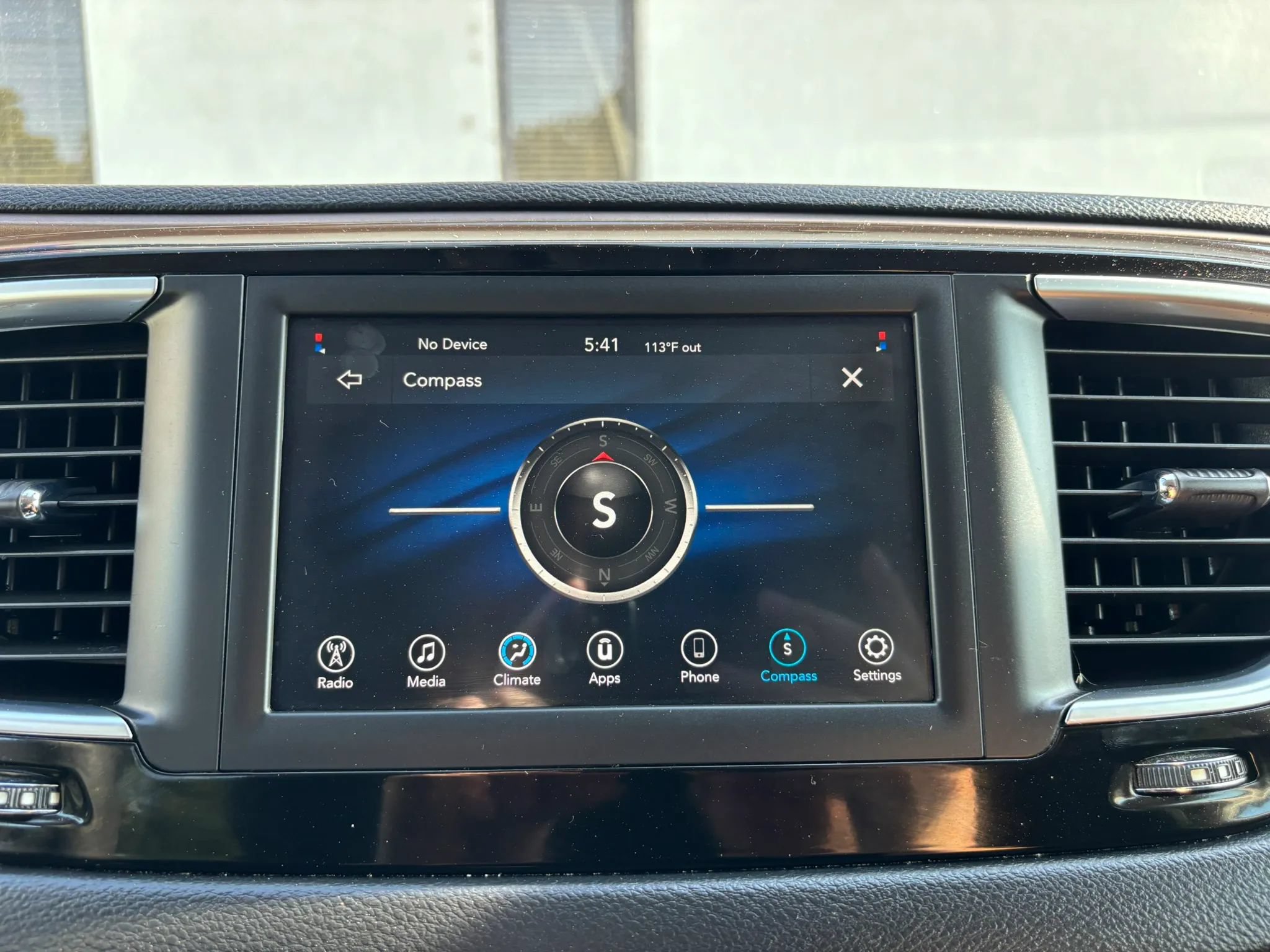 Used 2021 Chrysler Voyager L FWD image 30