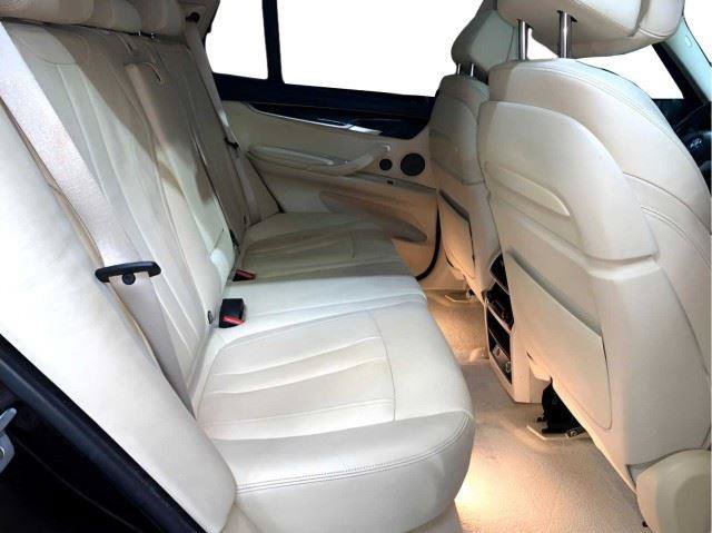 Used 2015 BMW X5 xDrive50i AWD/4WD image 38