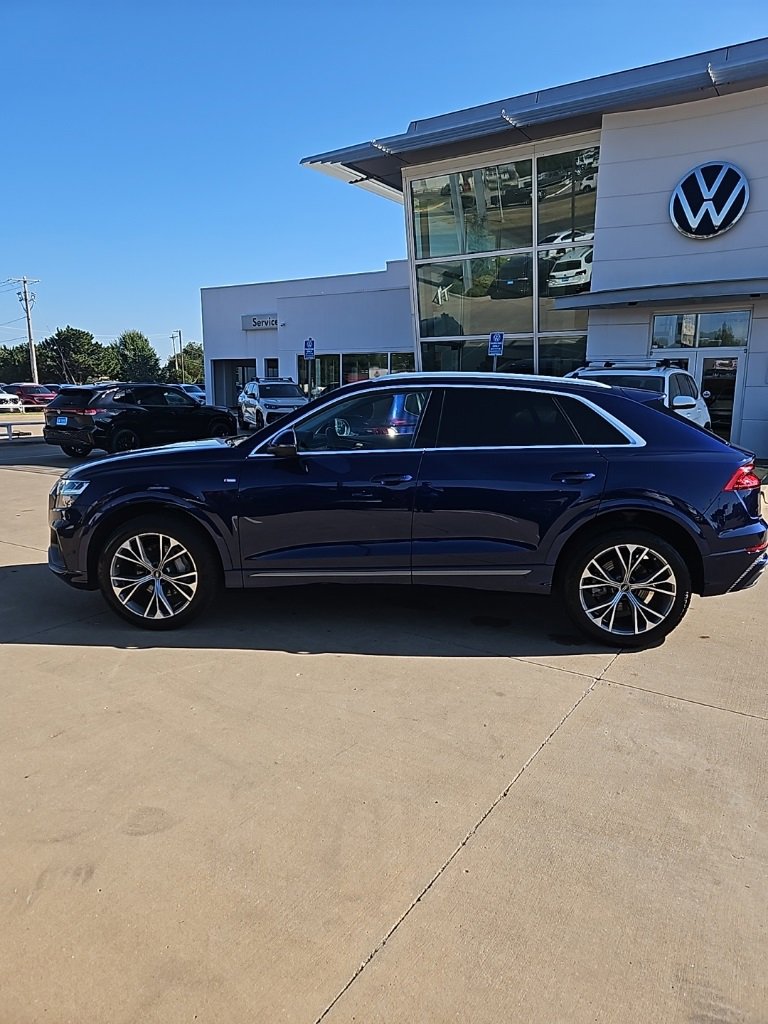 Used 2022 Audi Q8 Premium Plus w/ Premium Plus Package image 8