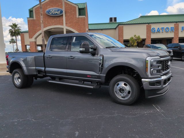 New 2027 Ford F350 Lariat AWD/4WD image 2