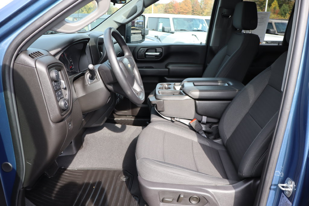 Used 2024 Chevrolet Silverado 2500 Custom w/ Custom Convenience Package AWD/4WD image 22