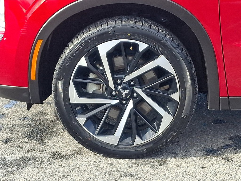 Used 2024 Mitsubishi Outlander SE image 10