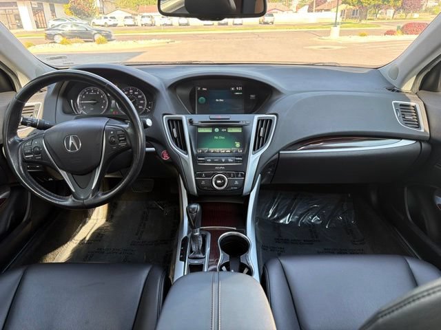 Used 2017 Acura TLX FWD image 16