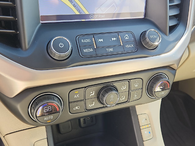 Used 2019 GMC Acadia Denali w/ Technology Package FWD image 16