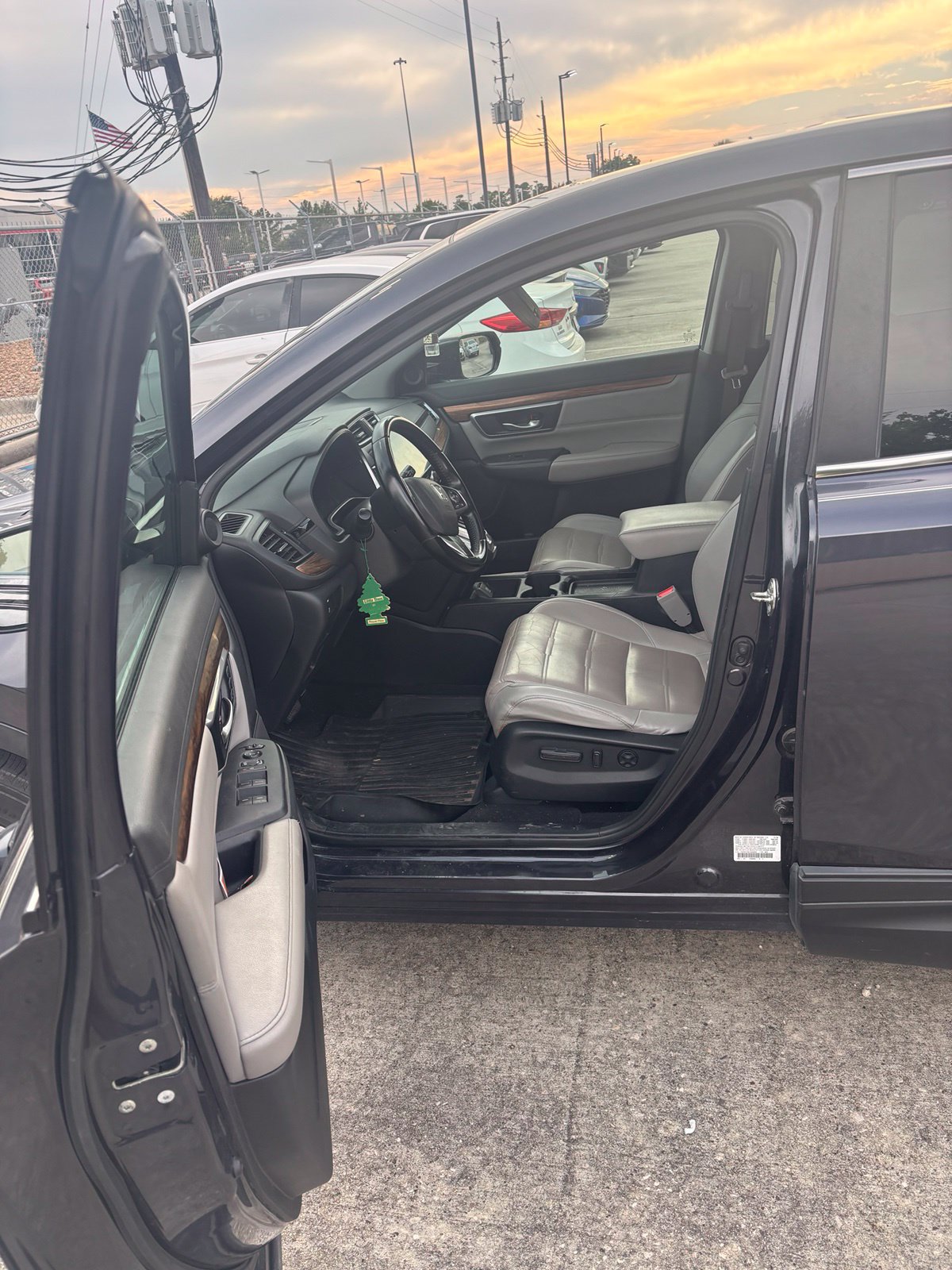 Used 2018 Honda CR-V EX-L image 2