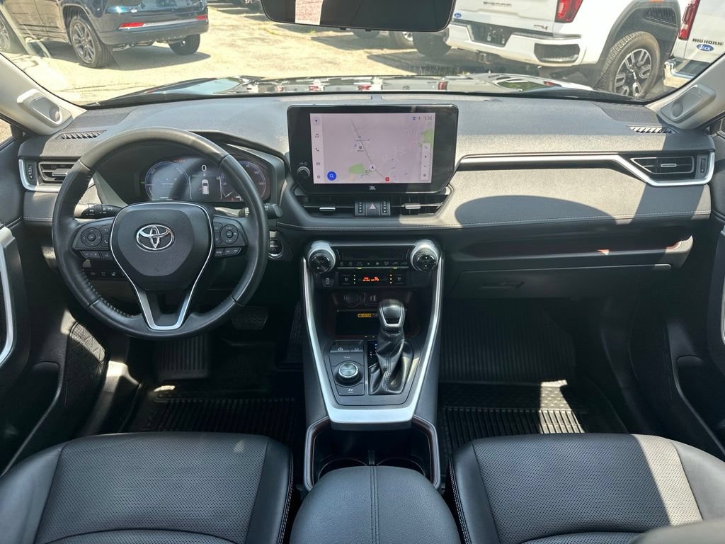 Used 2025 Toyota RAV4 Limited w/ Advanced Technology Package AWD/4WD image 17