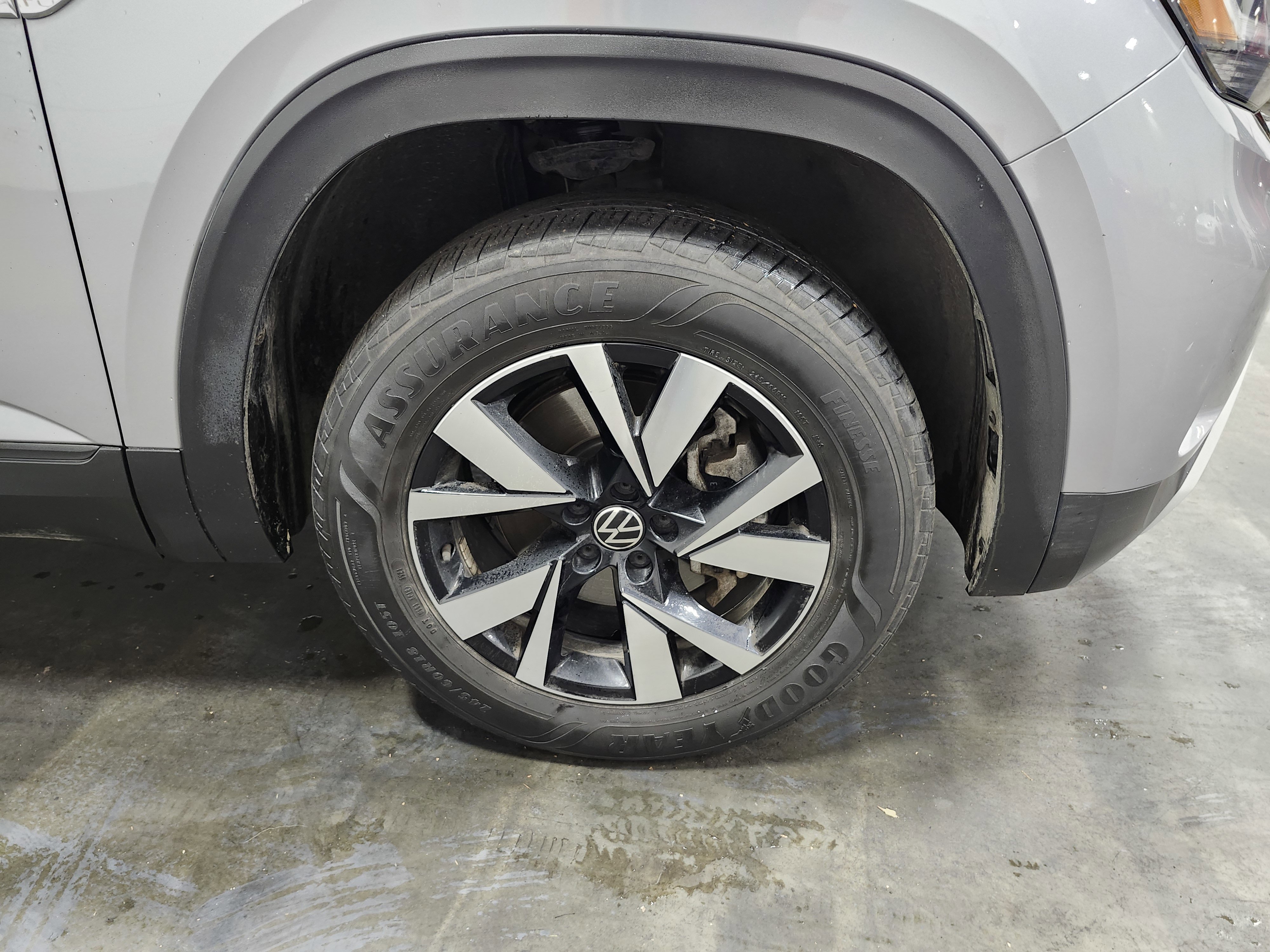 Used 2022 Volkswagen Atlas Cross Sport SE image 12