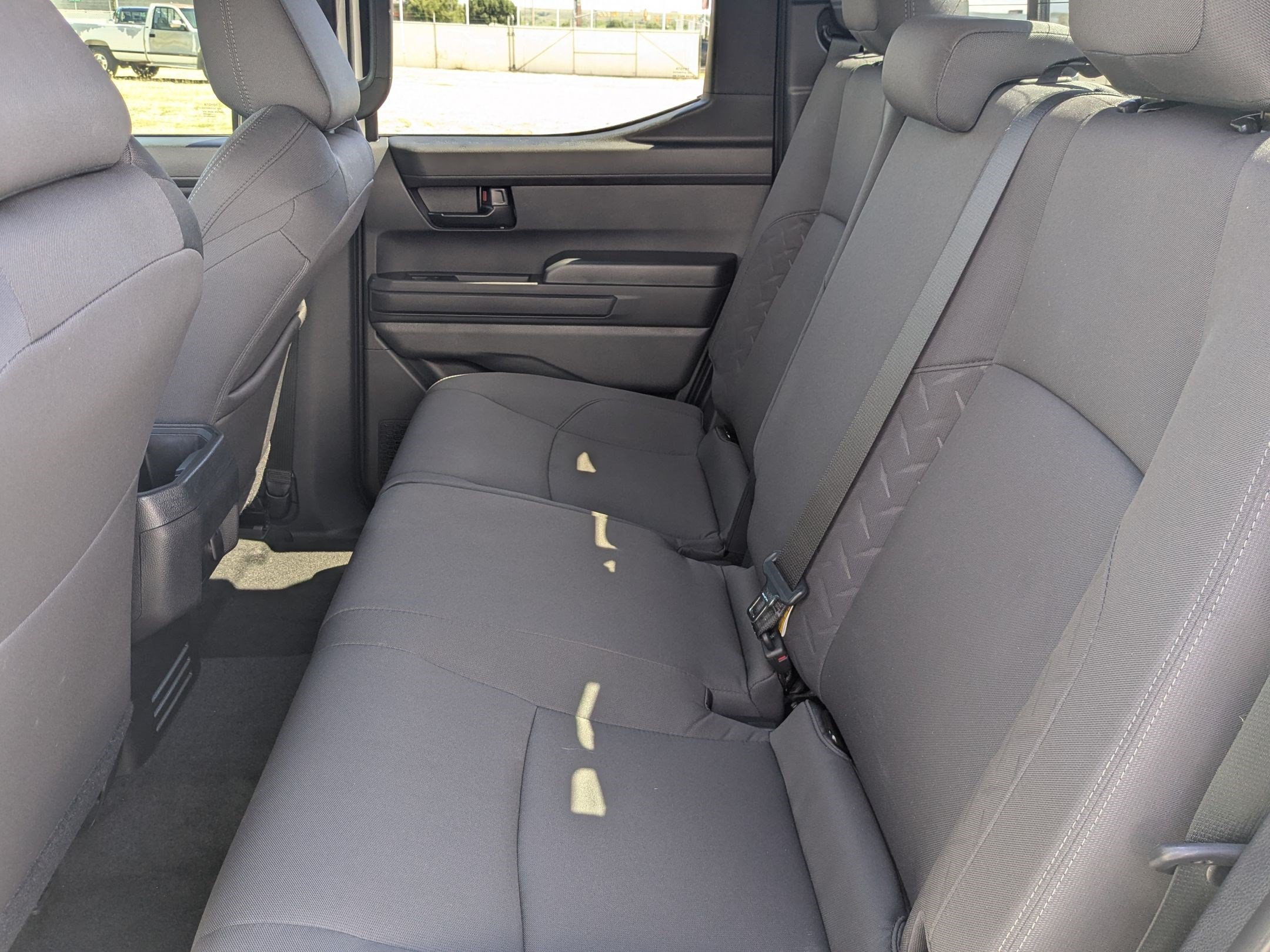 Used 2025 Toyota Tacoma SR5 AWD/4WD image 31