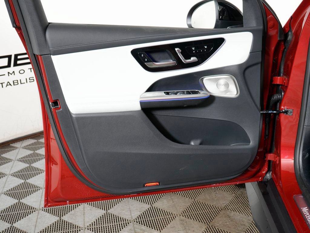 Certified 2026 Mercedes-Benz GLC 300 4MATIC image 11