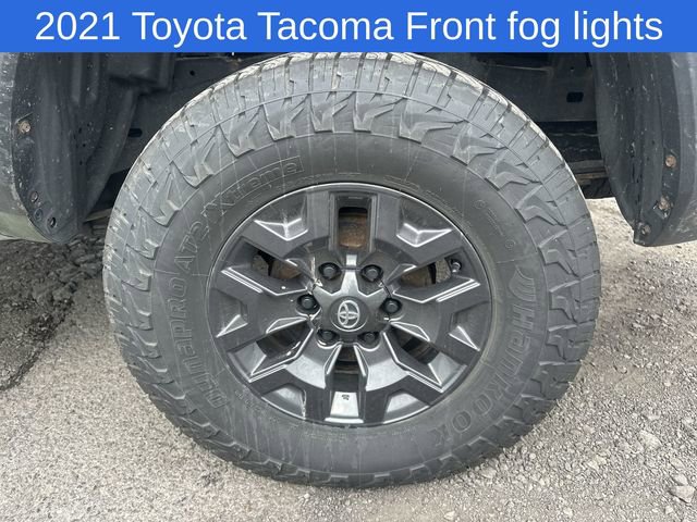 Used 2021 Toyota Tacoma SR5 w/ Trail Edition AWD/4WD image 28