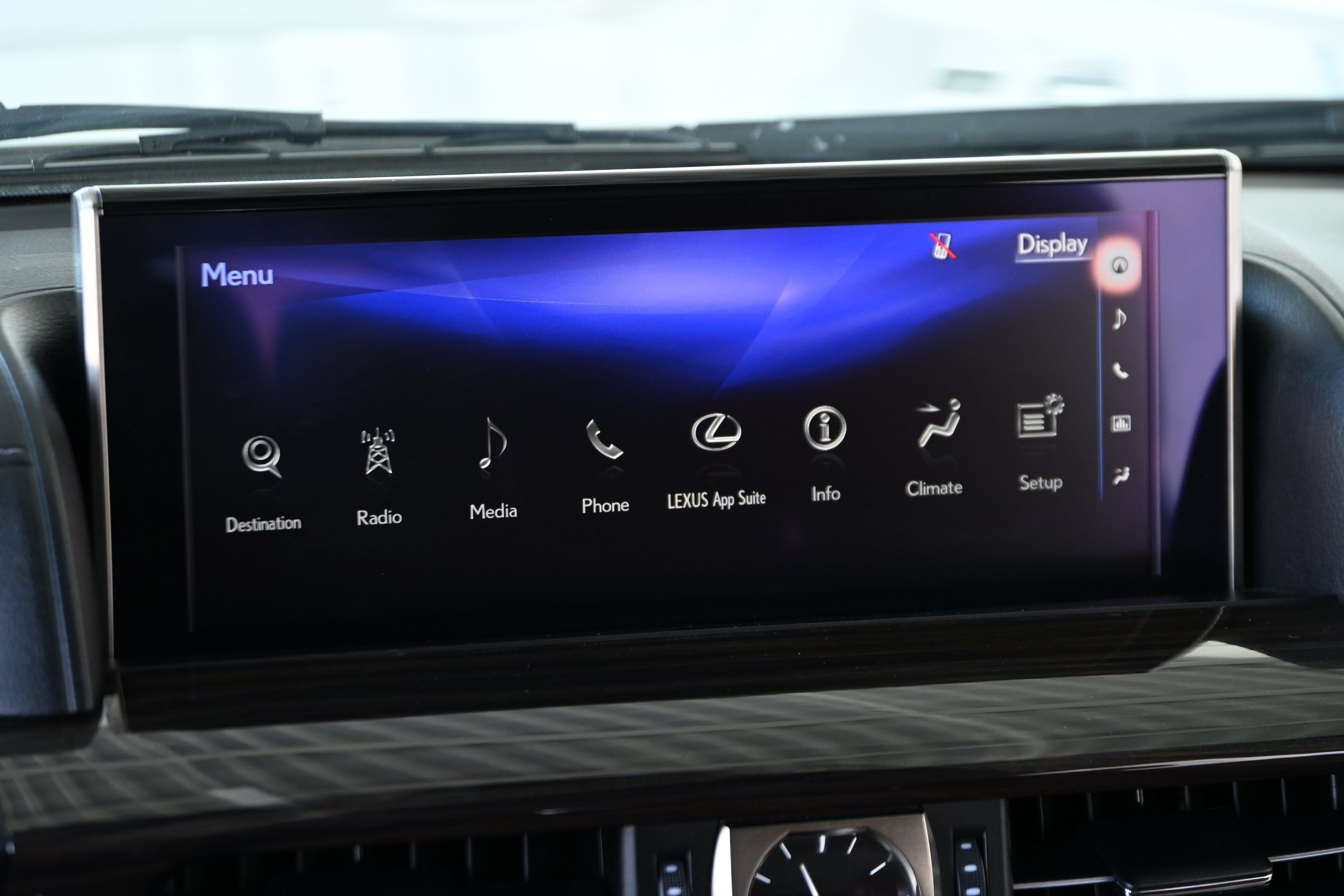 Used 2021 Lexus LX 570 4WD w/ Luxury Package image 20