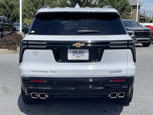 New 2026 Chevrolet Traverse High Country w/ LPO, Floor Liner Package image 6
