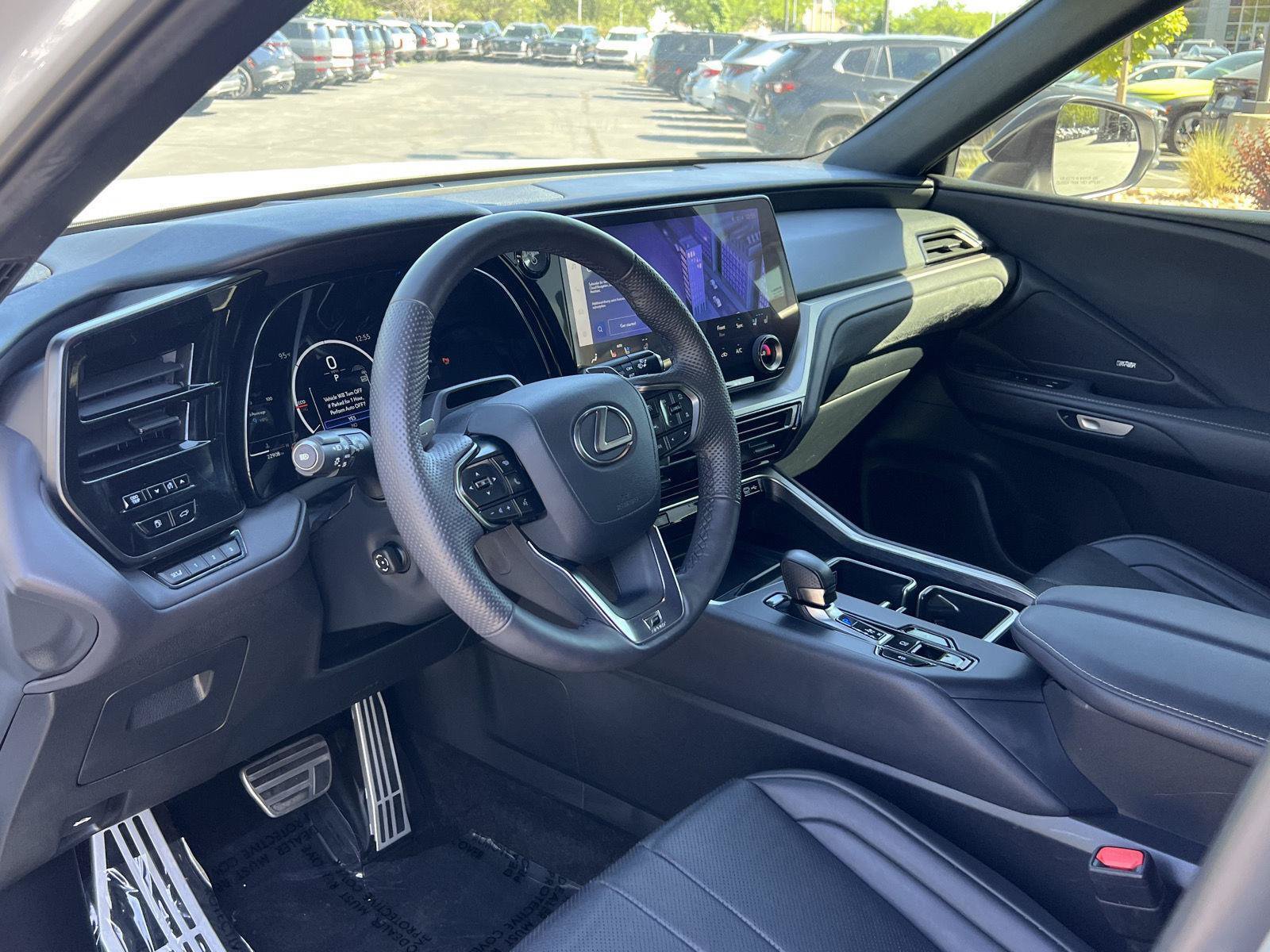 Used 2024 Lexus TX 500h AWD w/ Technology Package image 28