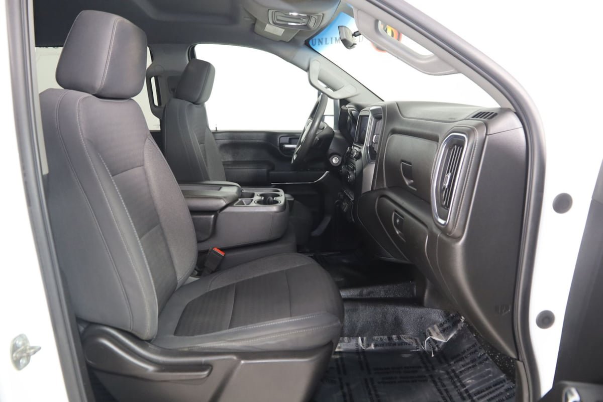 Used 2020 Chevrolet Silverado 2500 LT AWD/4WD image 11