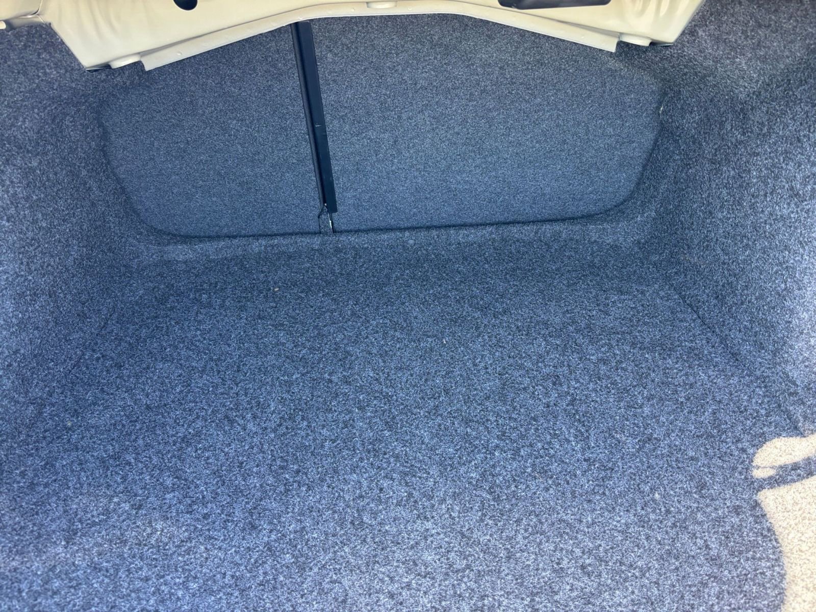 Used 2025 Volkswagen Jetta SE image 30