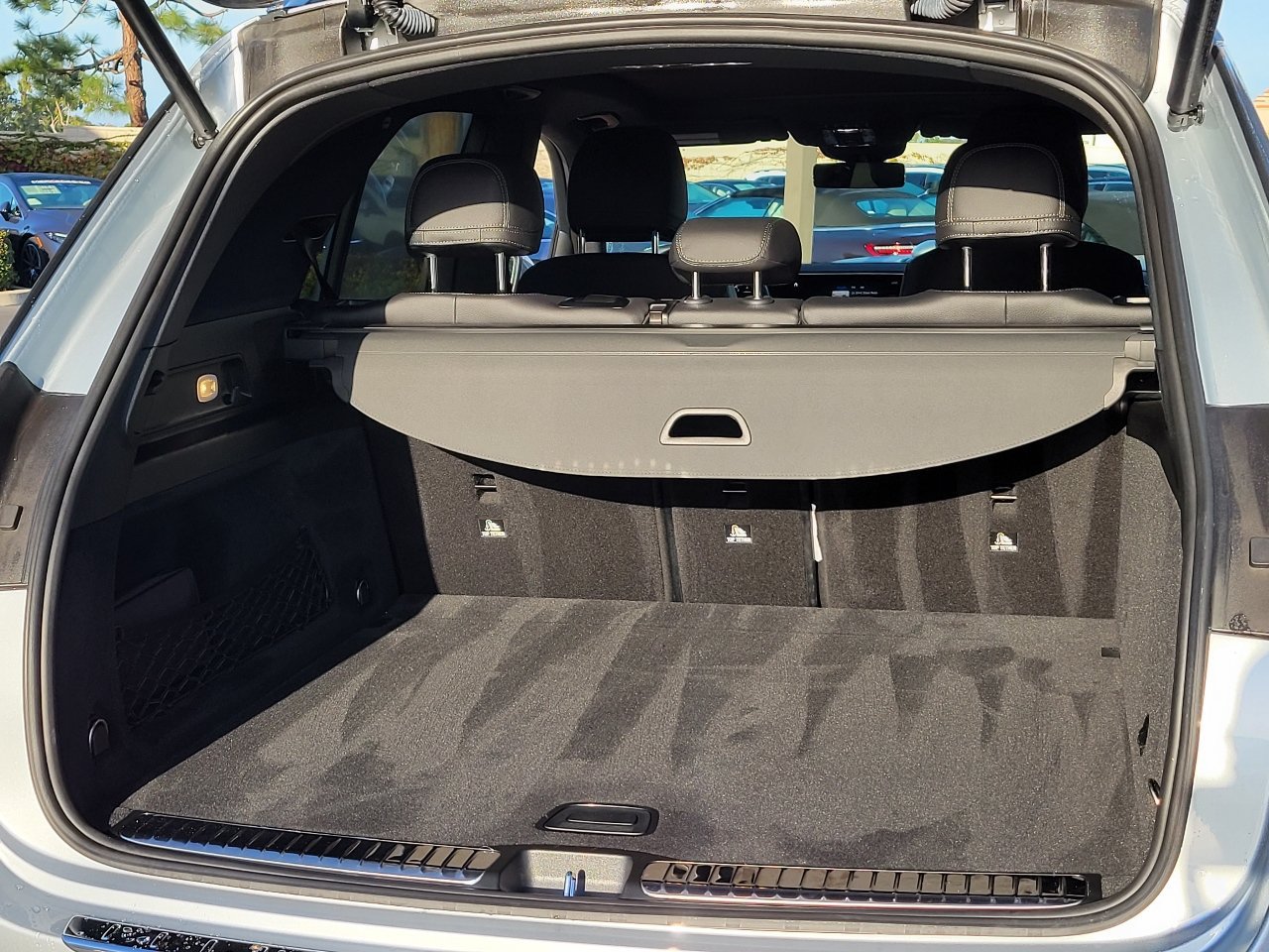 New 2023 Mercedes-Benz GLE 350 4MATIC w/ Premium Package image 6