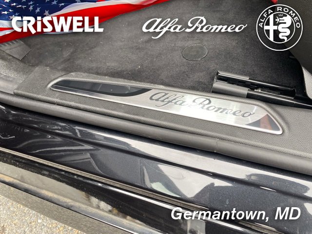 New 2025 Alfa Romeo Giulia AWD image 23