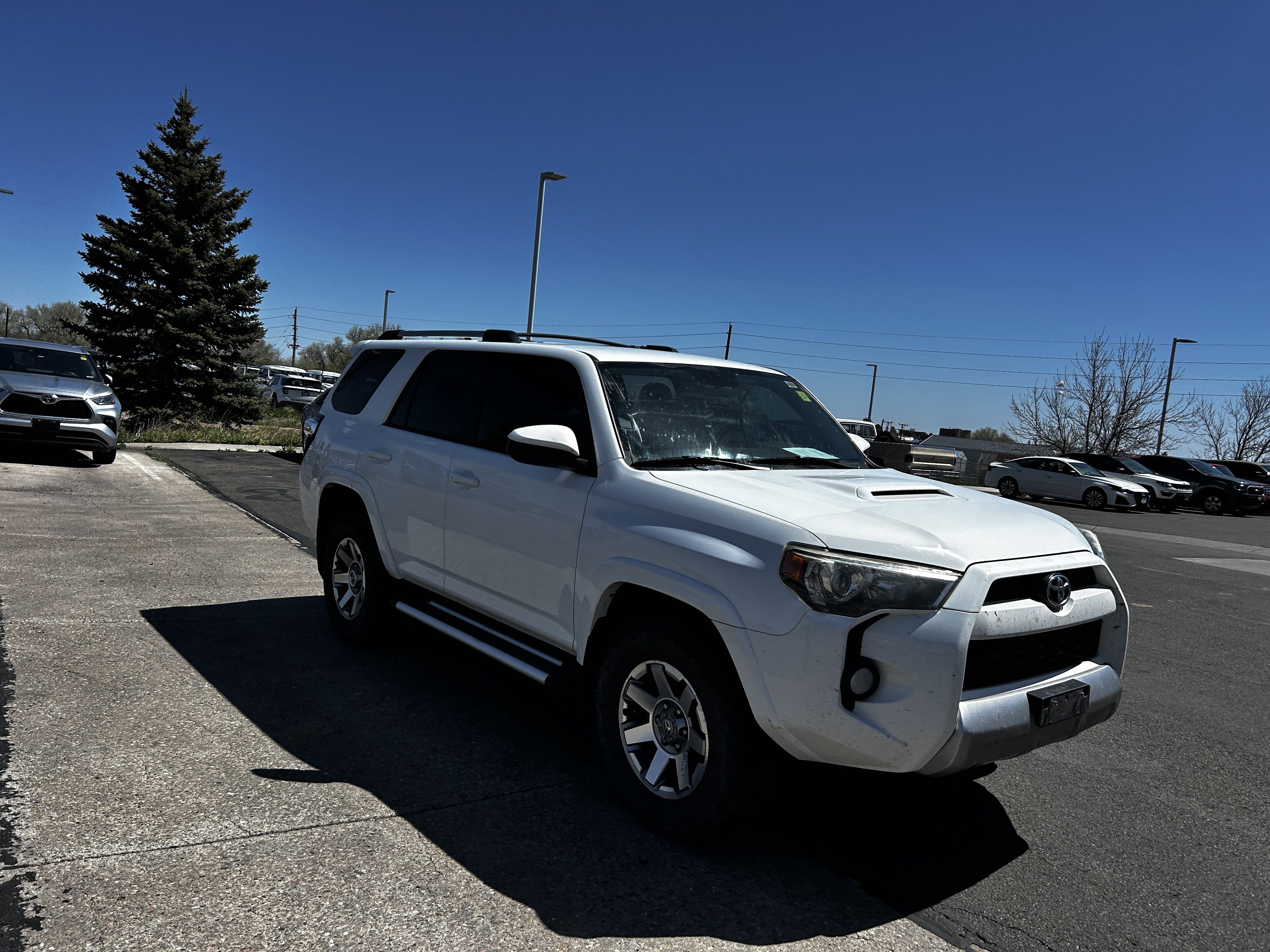 Used 2014 Toyota 4Runner Trail AWD/4WD image 7