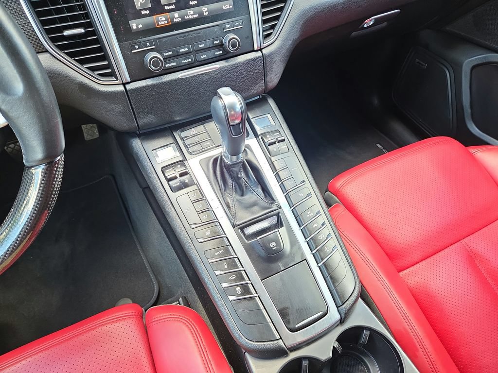 Certified 2018 Porsche Macan GTS AWD/4WD image 15