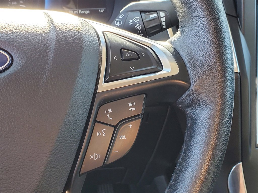 Used 2024 Ford Edge Titanium image 16