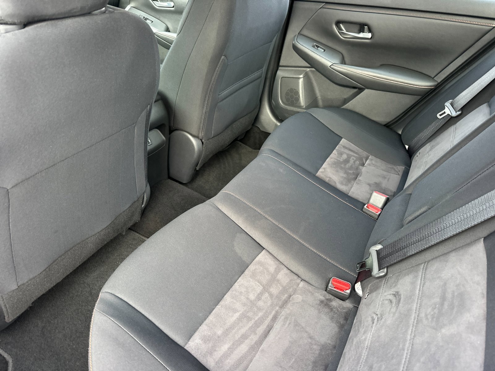 Used 2023 Nissan Sentra SR w/ Midnight Edition Package image 11