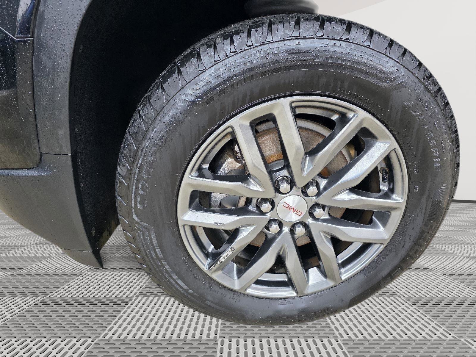 Used 2019 GMC Acadia SLT image 23