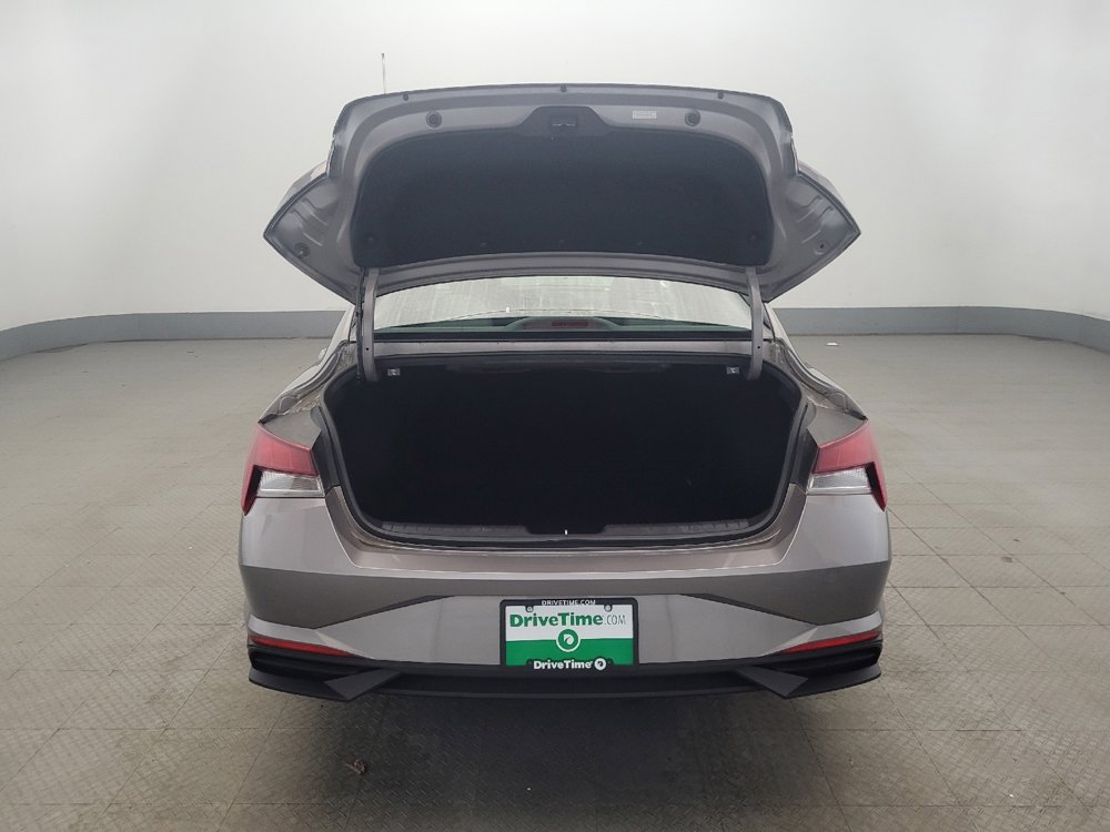 Used 2023 Hyundai Elantra SEL FWD image 29