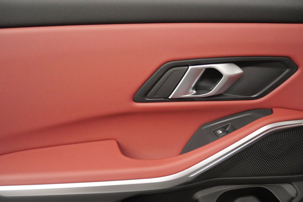 Used 2025 BMW 330i Sedan w/ Premium Package image 14