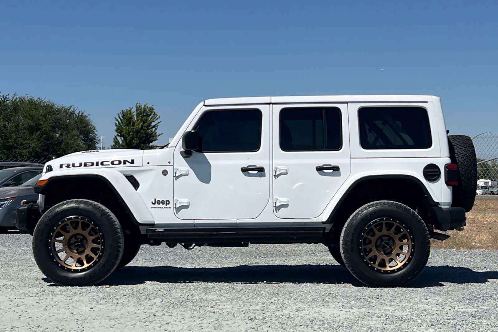 Used 2023 Jeep Wrangler Unlimited Rubicon 392 w/ Trailer Tow Package AWD/4WD image 6