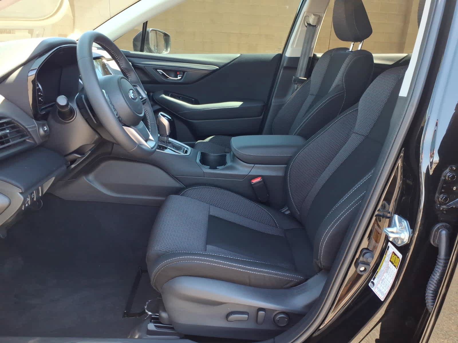 Used 2025 Subaru Outback Premium w/ Popular Package #1A AWD/4WD image 24