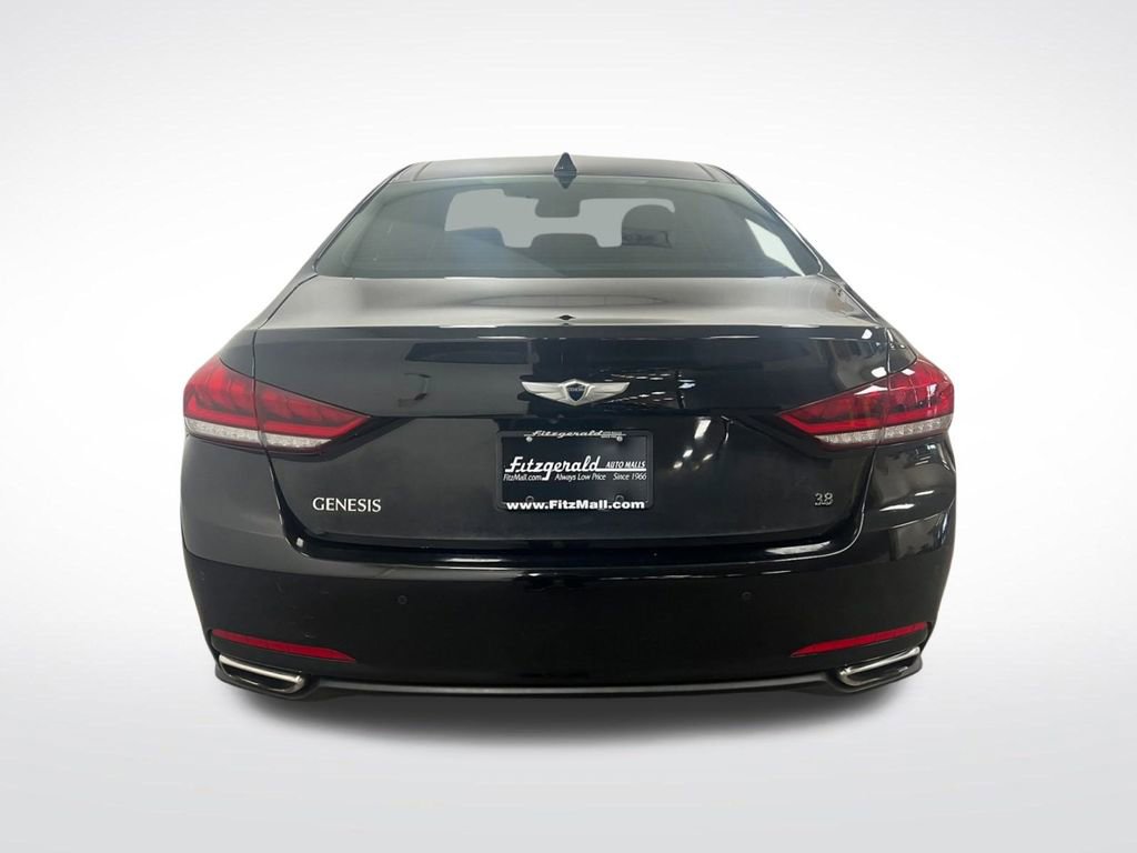Used 2015 Hyundai Genesis 3.8 w/ Option Group 03 image 9