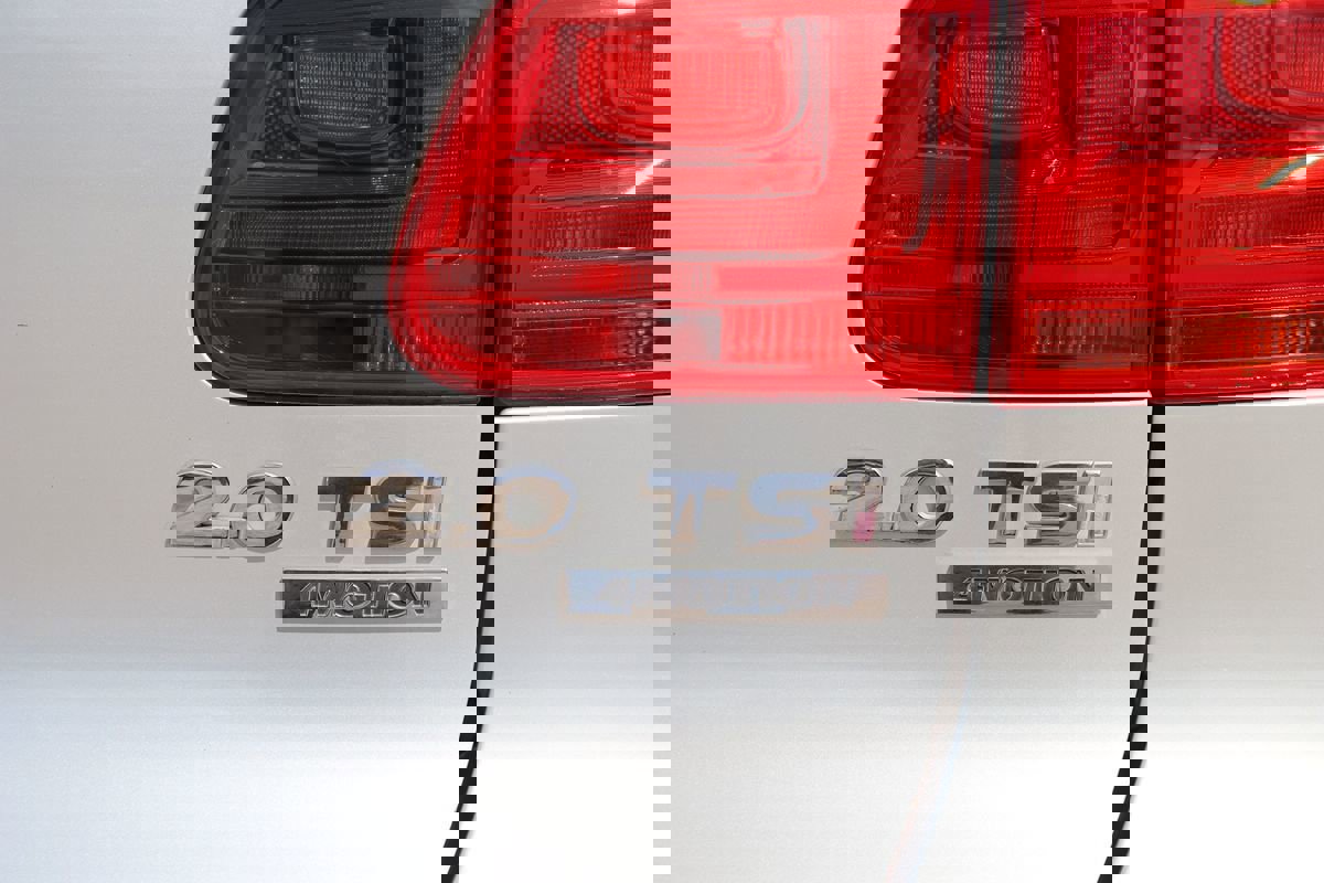 Used 2013 Volkswagen Tiguan SE image 10