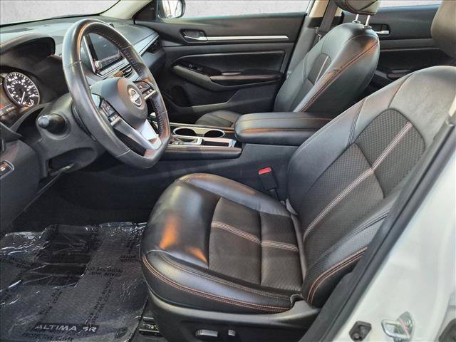 Used 2024 Nissan Altima 2.5 SR FWD image 19