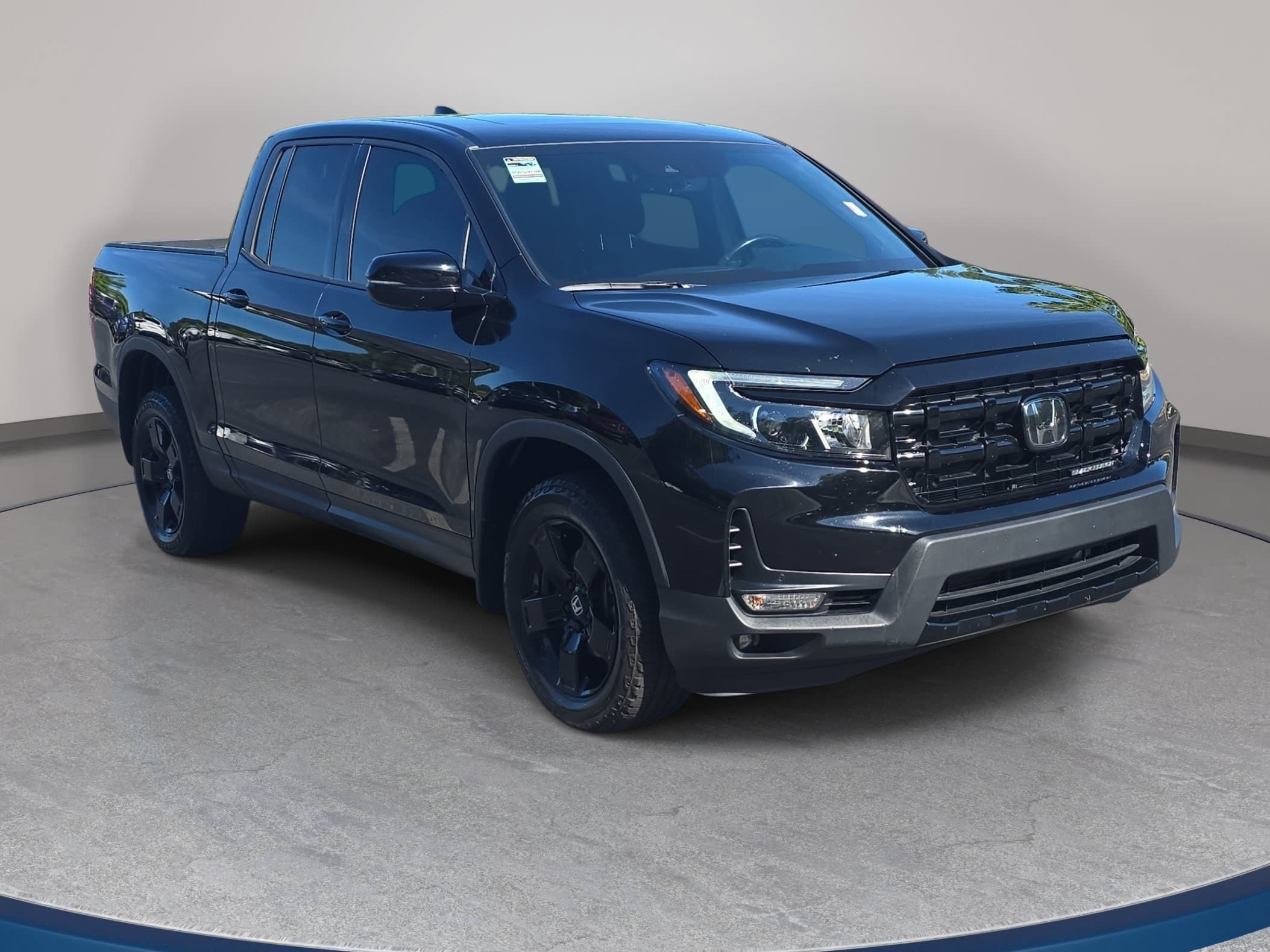 Certified 2025 Honda Ridgeline Black Edition image 3