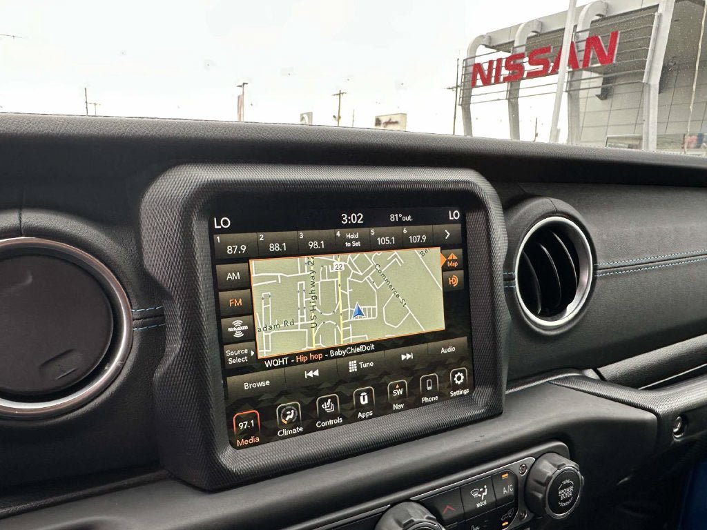 Used 2023 Jeep Wrangler Unlimited Rubicon 4xe w/ Cold Weather Group AWD/4WD image 25