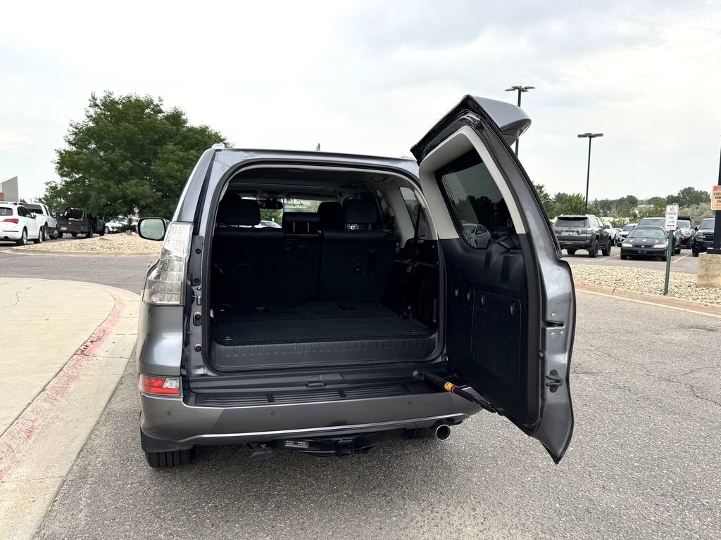 Used 2019 Lexus GX 460 Premium AWD/4WD image 9