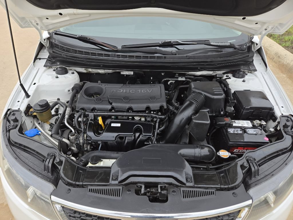 Used 2011 Kia Forte EX FWD image 19