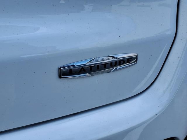 Used 2024 Jeep Compass Latitude AWD/4WD image 22