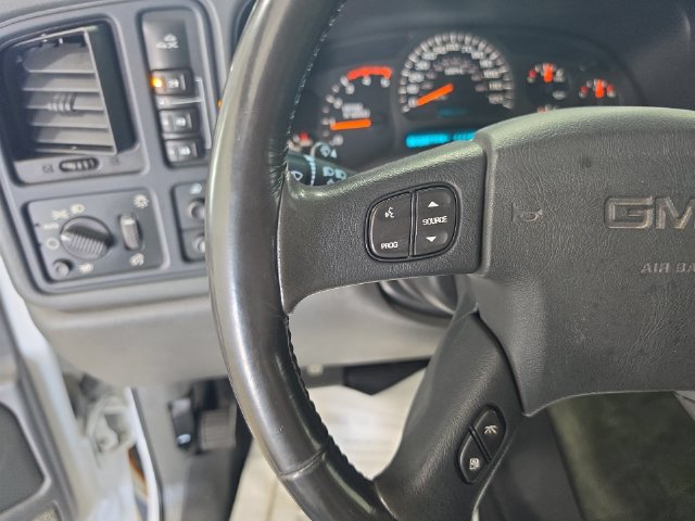 Used 2003 GMC Sierra 2500 SLE w/ Snow Plow Prep Package AWD/4WD image 14