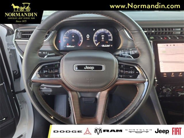 New 2024 Jeep Grand Cherokee L Summit AWD/4WD image 14