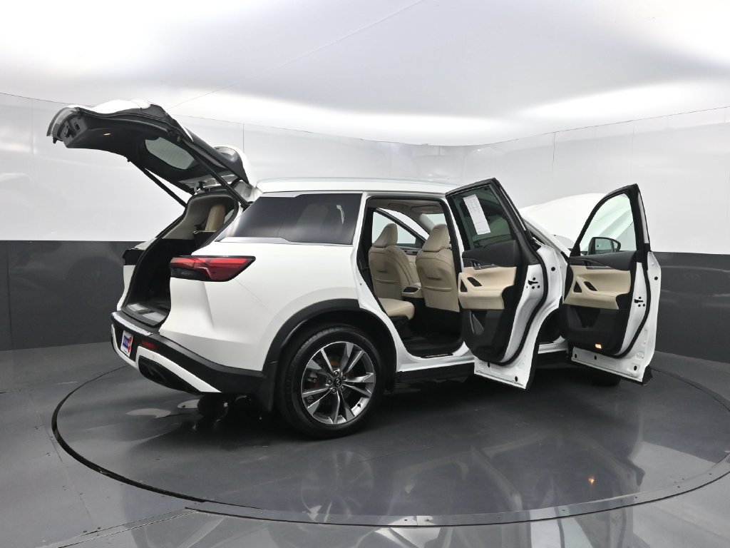 Used 2023 INFINITI QX60 Luxe w/ Cargo Package FWD image 40
