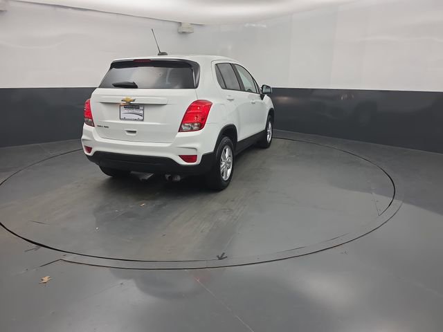 Used 2018 Chevrolet Trax LS AWD/4WD image 11