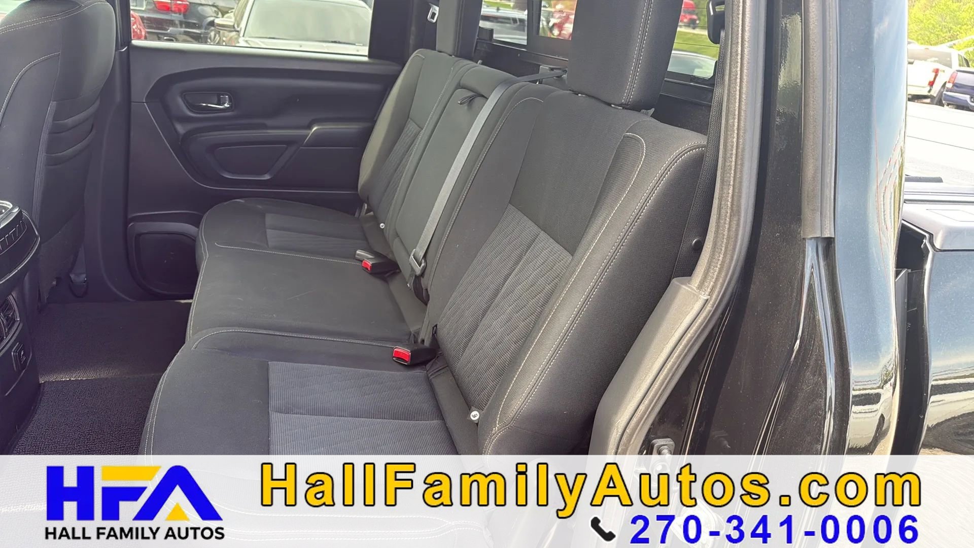 Used 2018 Nissan Titan SV w/ SV Convenience Package RWD image 15