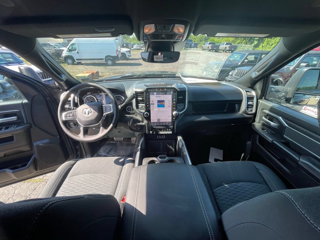 New 2026 RAM 2500 Big Horn AWD/4WD image 3