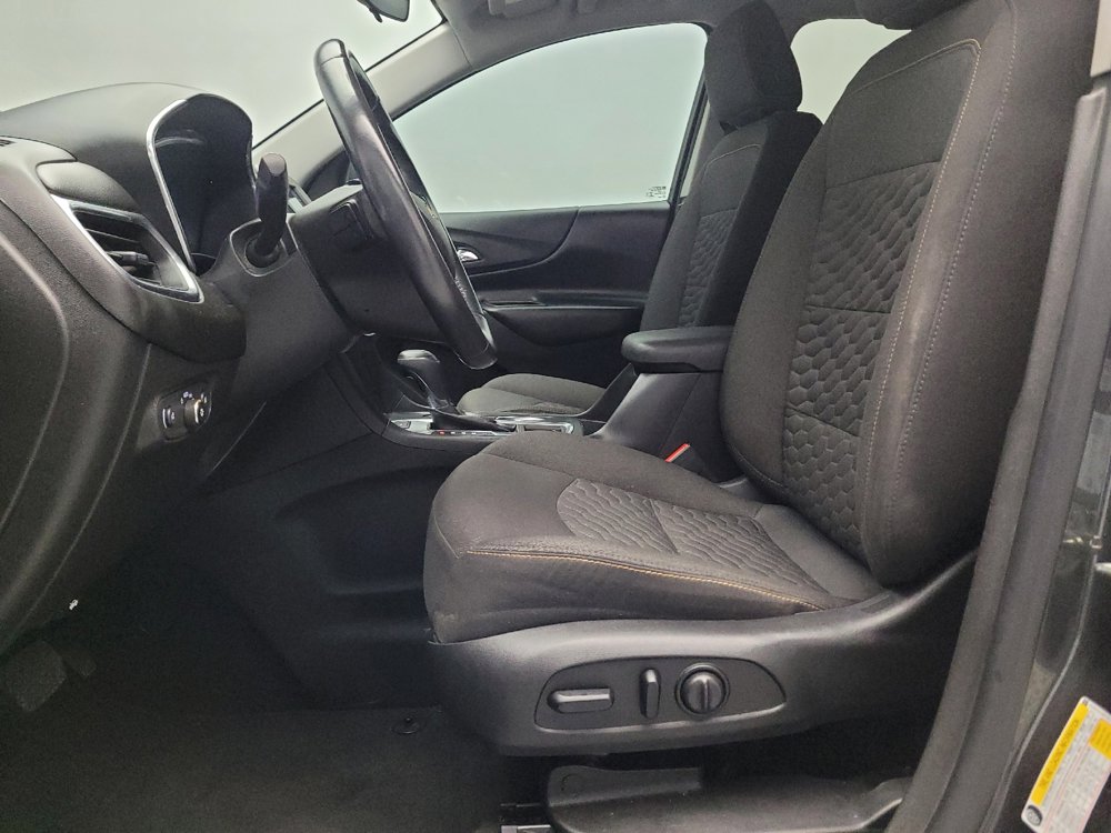 Used 2020 Chevrolet Equinox LT image 17