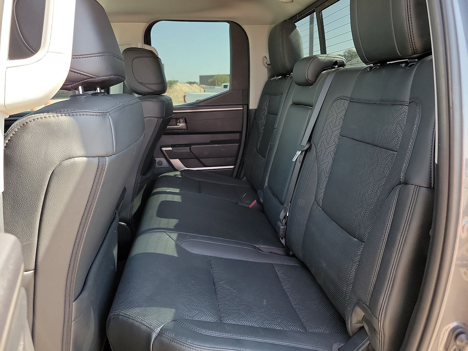 Used 2022 Toyota Tundra Limited AWD/4WD image 8